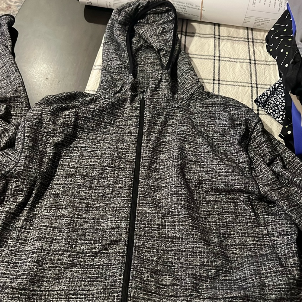 Lululemon light jacket